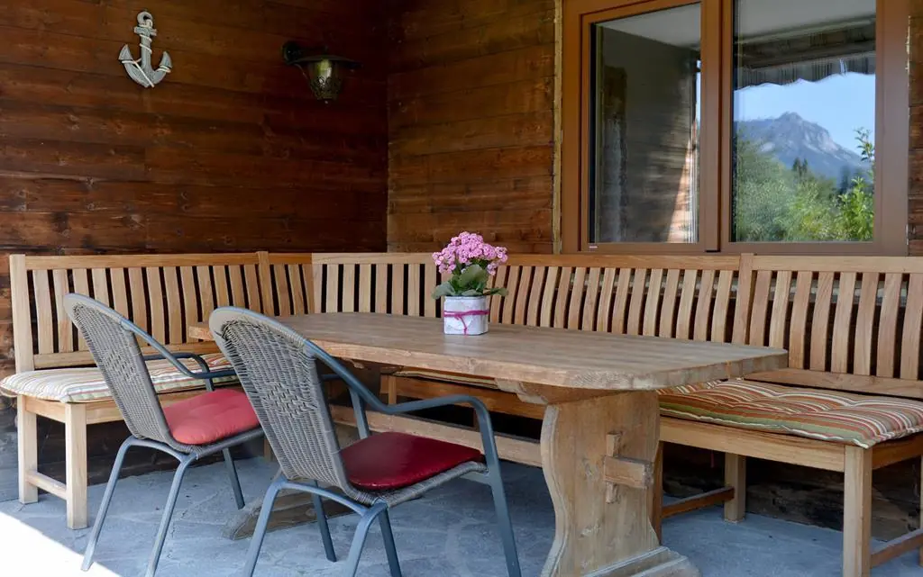 Terrasse am Haus Straif