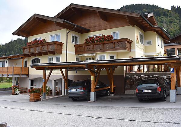 Haus Ansicht Sommer vorne