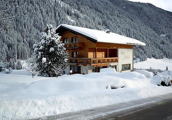 hausveidlis-aussenansicht-st.jakob