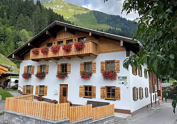 HausWalch_Easy-Resize.com (1)