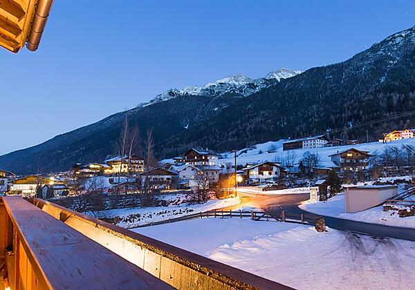 Aussicht Balkon / Lukas Pfurtscheller