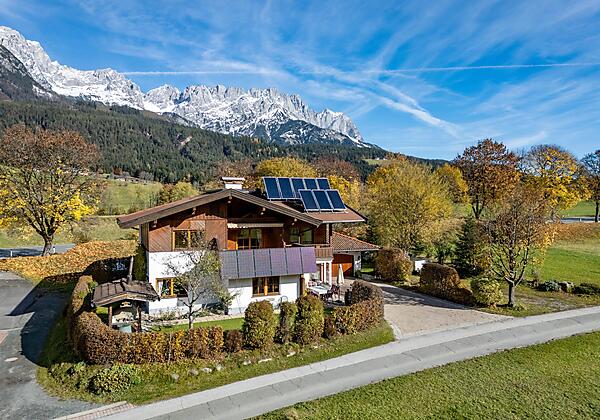 Haus_Widmoser_Steinerner_Tisch_28_Ellmau_Haus_auss