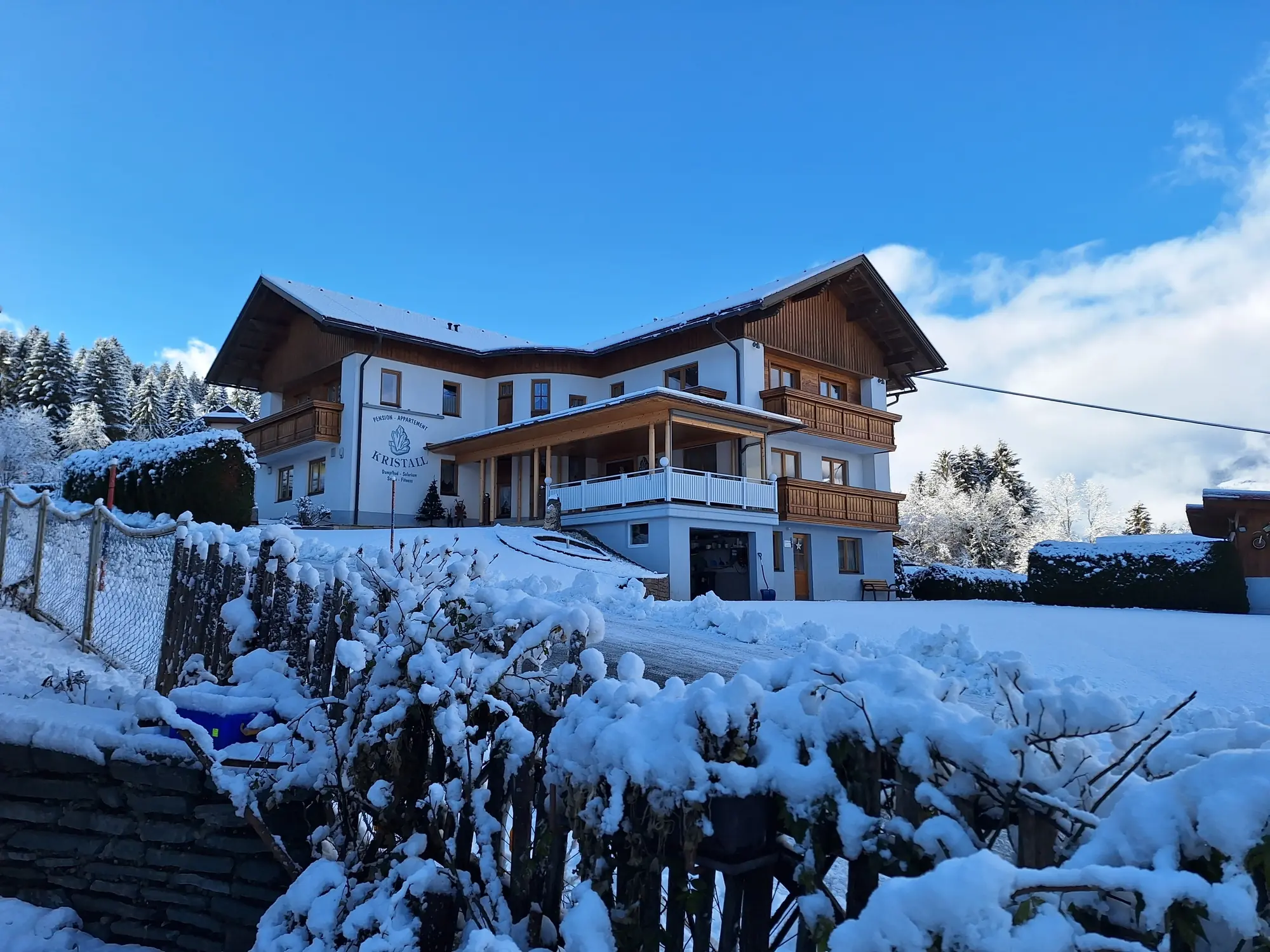 Hausansicht Winter