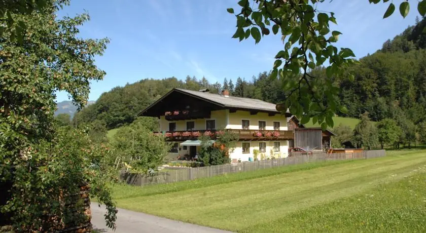 Bauernhof im grünen