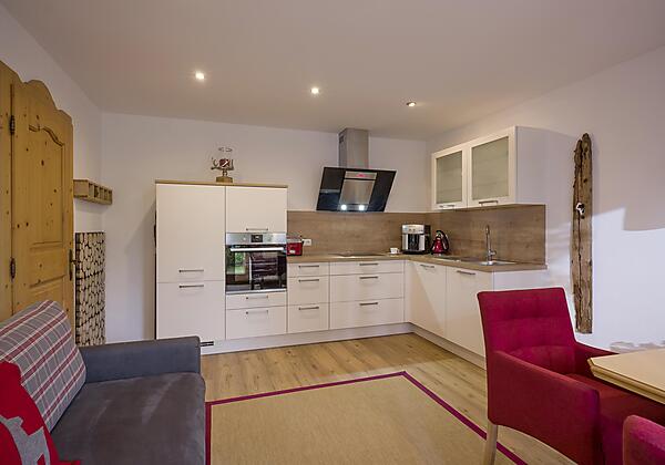 Haus_Hirzimger_Marlies_Rettweg_34_Going_Kueche