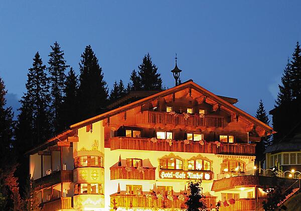 Hotel Almhof**** Hochfügen