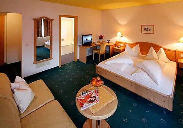 Zimmer im Hotel am Reschensee