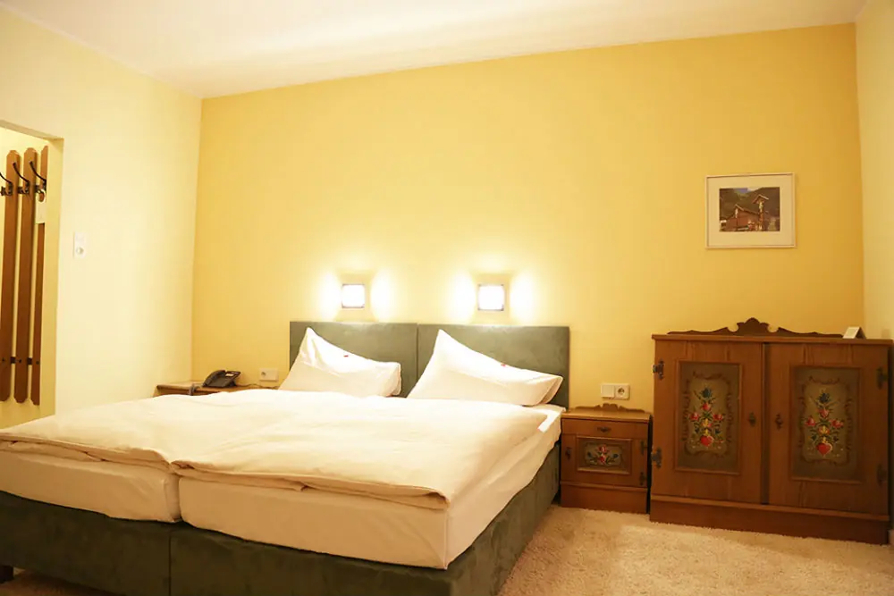Ein Doppelzimmer Typ B superior im Hotel Austria