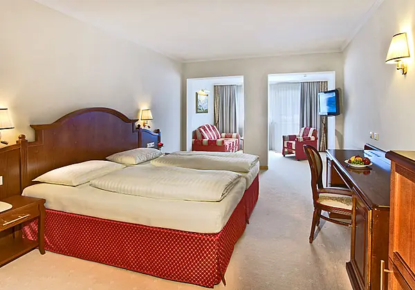 Eine Juniorsuite im Hotel Berner in Zell am See