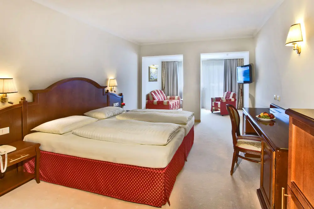 Eine Juniorsuite im Hotel Berner in Zell am See