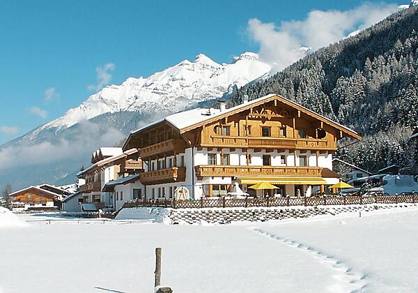 Brunnenhof im Winter