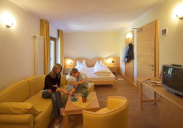 Zimmer im Hotel Dolomiten in Welsberg
