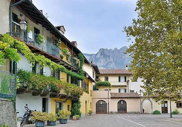 HOTEL DON ABBONDIO