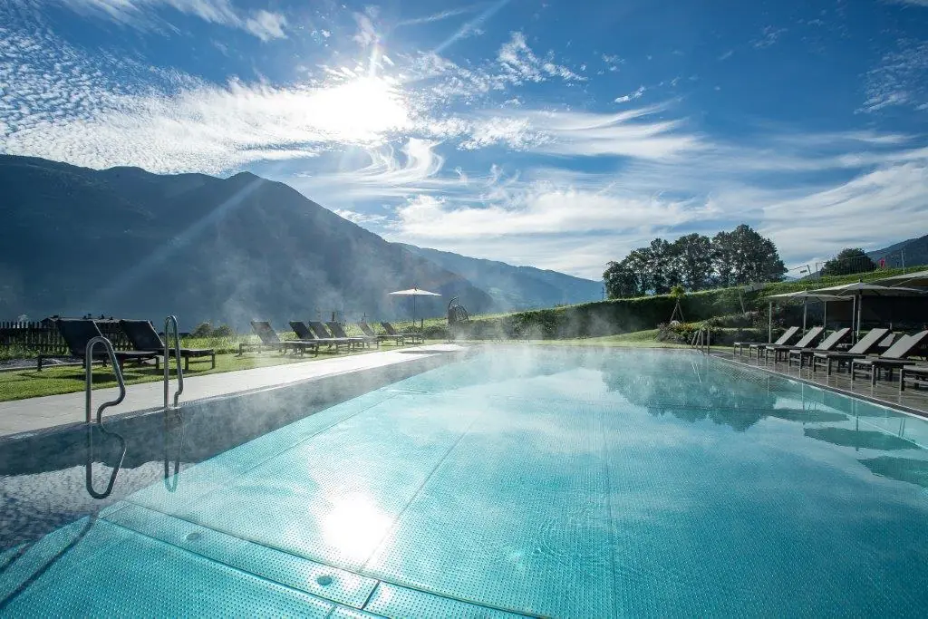 Zillertal_Fügen_Hotel Elisabeth_Outdoor Pool