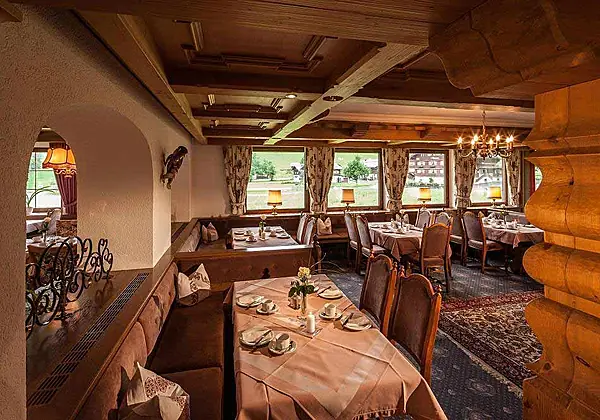 Frühstücksraum im Hotel Elisabeth in Schoppernau