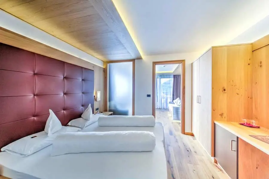 Zimmer im Alpine Superior Hotel Fanes in Wolkenstein