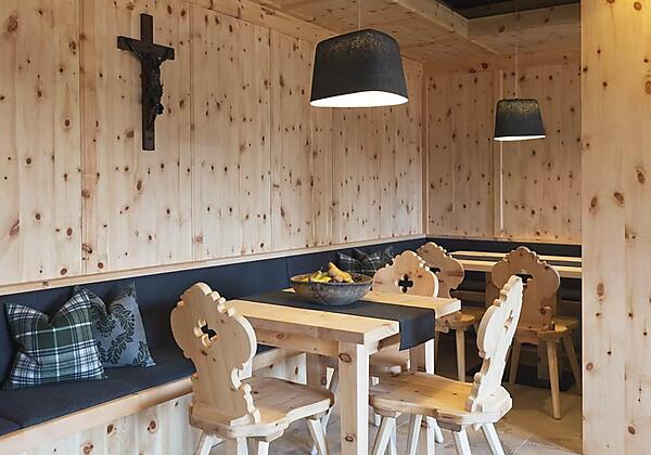 Filzstein_Zirbenstube_01