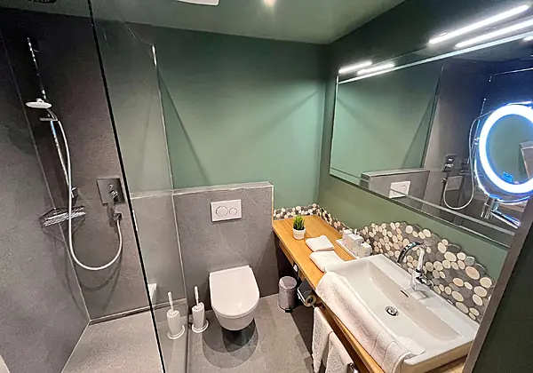 Hotel Garni Brunnthaler Badansicht