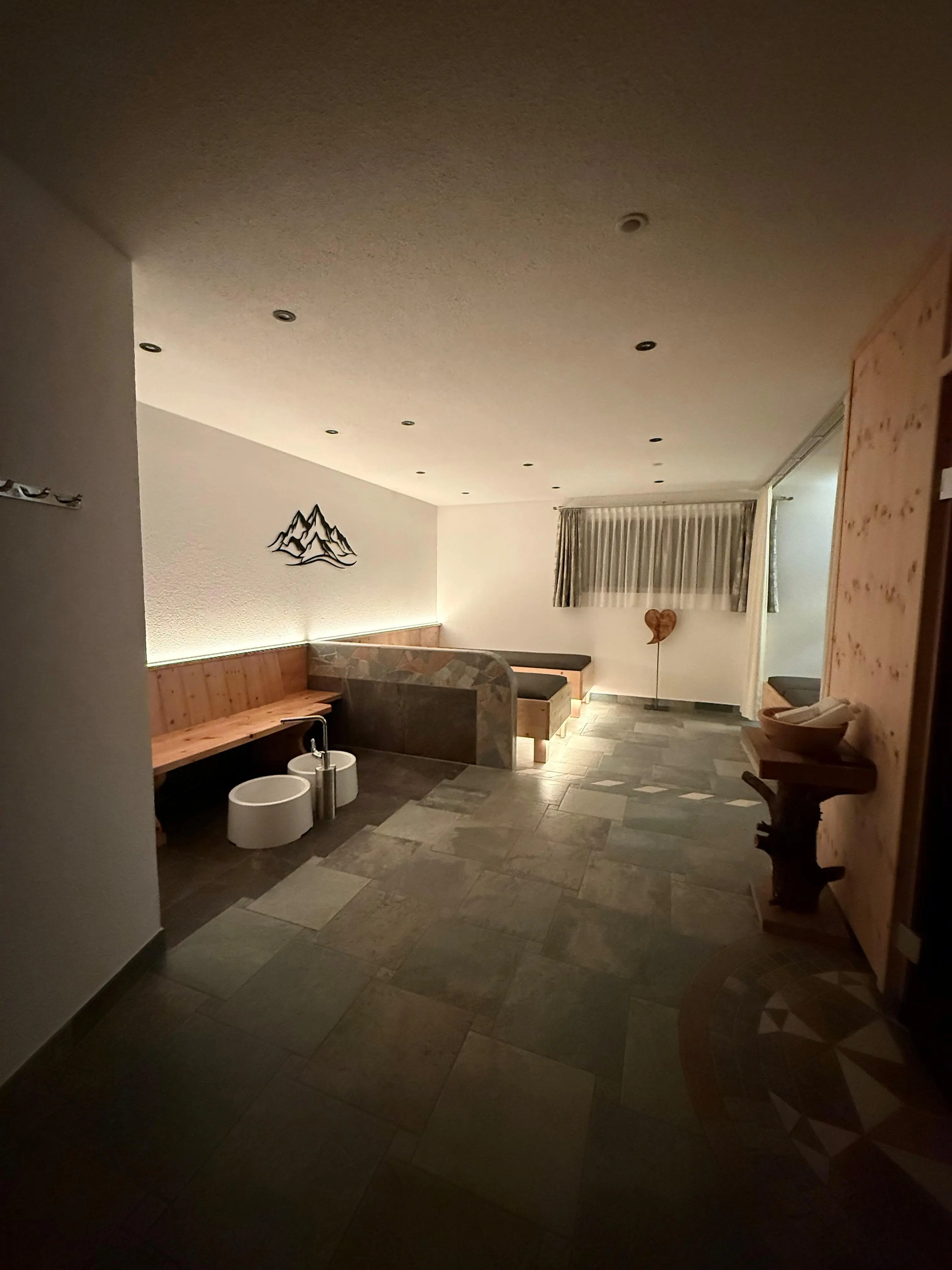 Wellnessbereich "Zirbe"