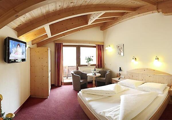 Doppelzimmer mit Balkon