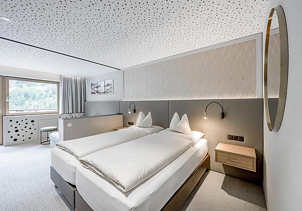 Tirolerin Schlaf- Wohnraum