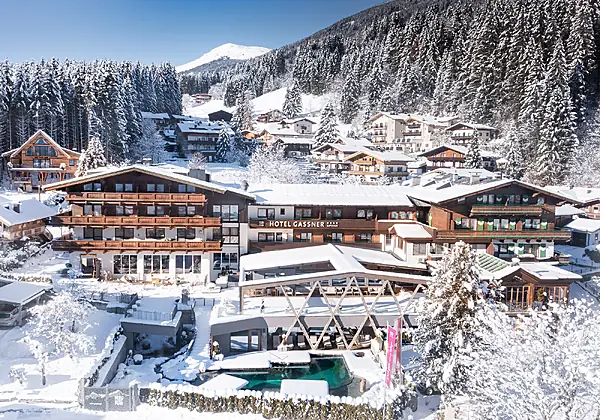 Hausfoto_Winter_2021jpg.jpg