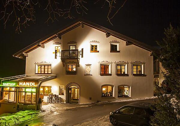 Hausansicht Eingang Winter