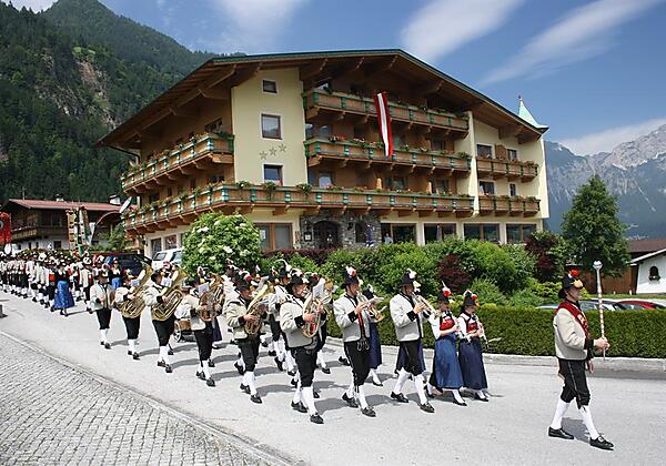 Hotel Gasthof Jäger Schlitters - Haus Sommer