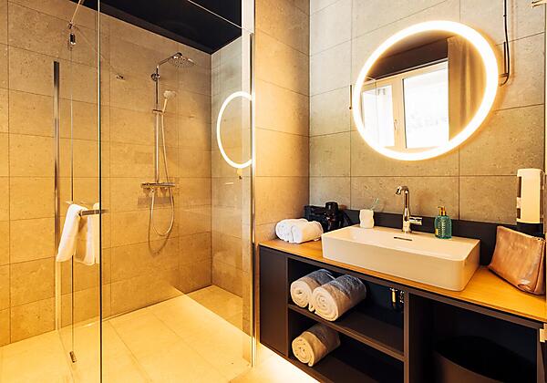 harrys_home_bischofshofen_danielzangerl_281