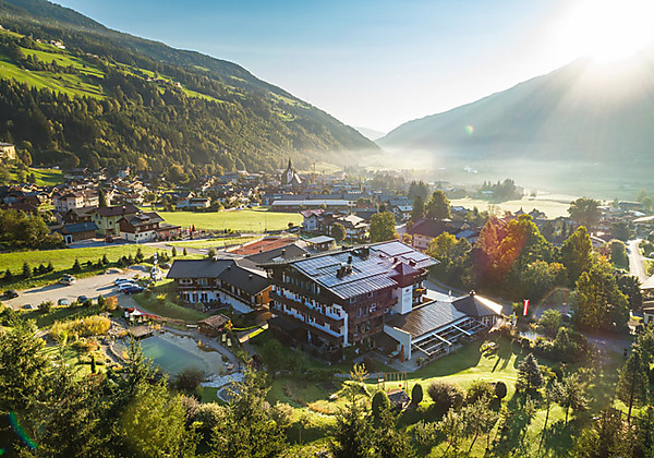 Das Hotel Hubertus aus der Vogelperspektive