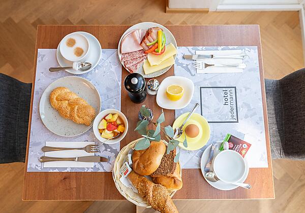 Hotel Jedermann _88_