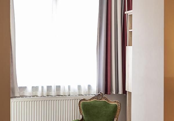 HOTELjunior JUNIOR Comfort PLUS Sessel