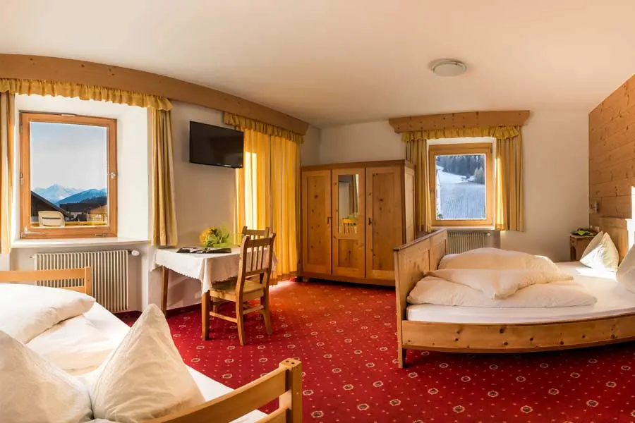 Dreibettzimmer im Hotel Lamm in St. Valentin