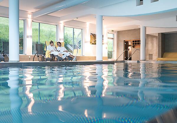 Hallenbad_Liege_Kuscheln