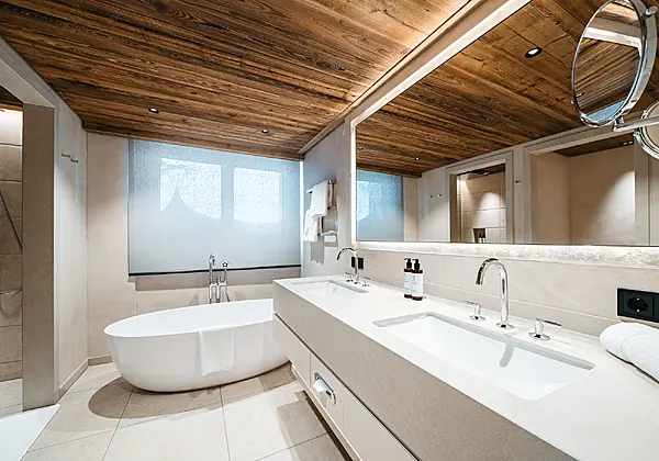 Arlberg Panorama Badezimmer