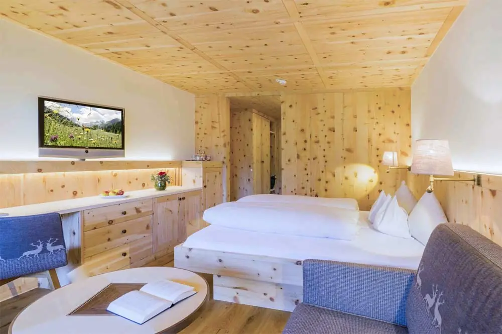 Komfort-Doppelzimmer Zirbe im Montafoner Hof in Tschagguns