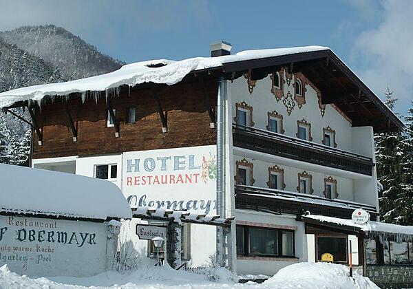 Hotel Obermayr Ansicht Winter2