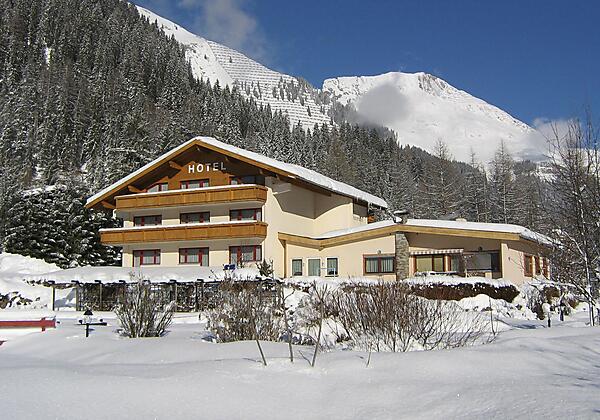 Bild Winter Canon vorn 2