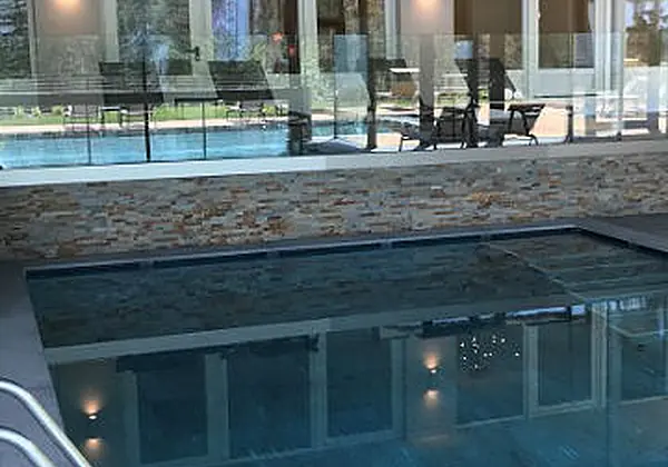 Das Hallenbad im Hotel Plunger in Kastelruth