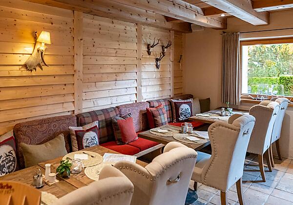 Frühstücksstube, Bar & Lounge