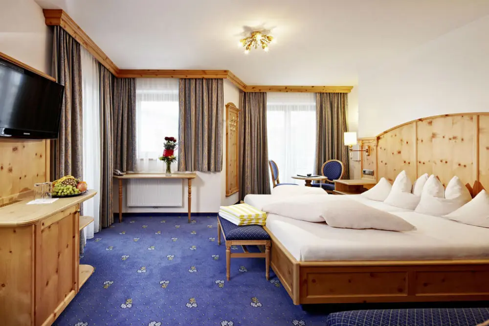 Ein Komfort-Zimmer 'Dusche' im Hotel Restaurant Jägerhof in Gerlos