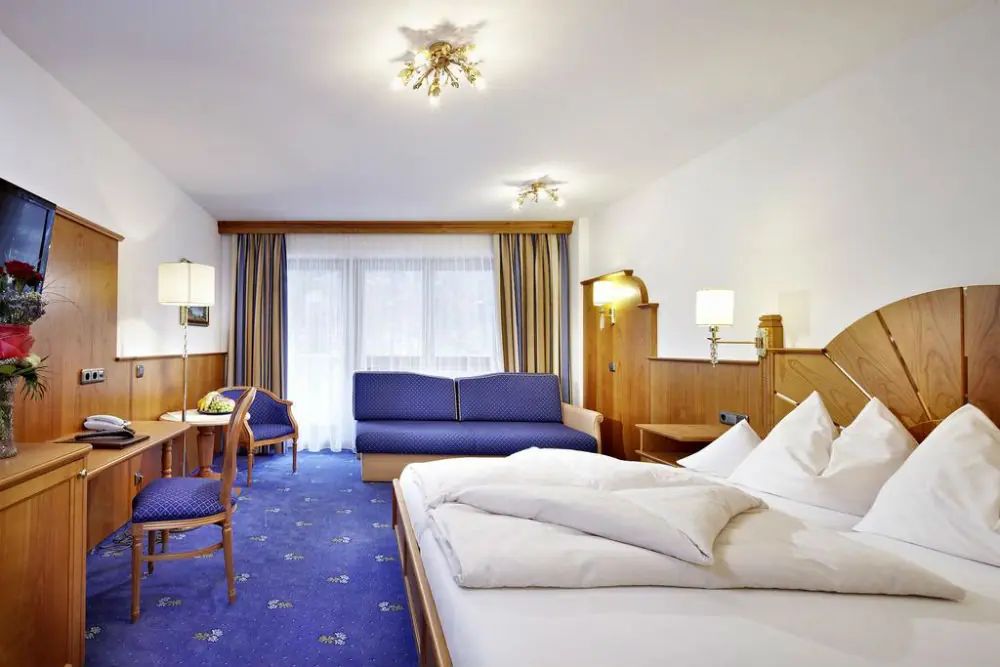 Ein Komfort-Zimmer 'Kombi' im Hotel Restaurant Jägerhof in Gerlos