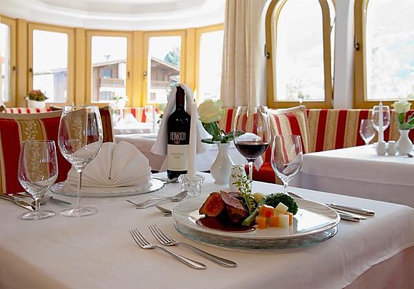 Feine Küche inklusive im 4-Sterne Hotel