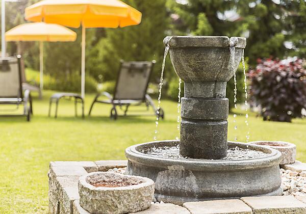 hotel-schoenegg-seefeld-Brunnen-web