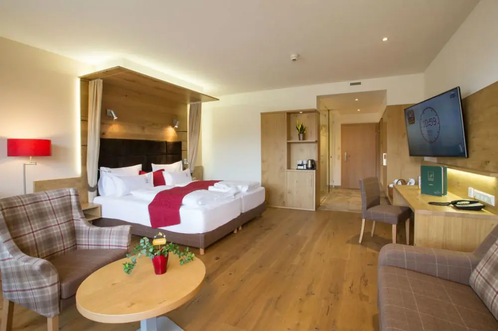 Geräumige Juniorsuite (40m²) mit Panoramablick im Hotel Schütterhof in Schladming Dachstein