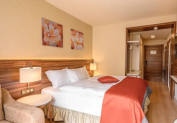 Doppelzimmer mit Balkon