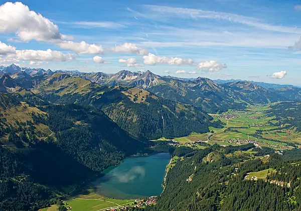 weitläufiges Tannheimertal