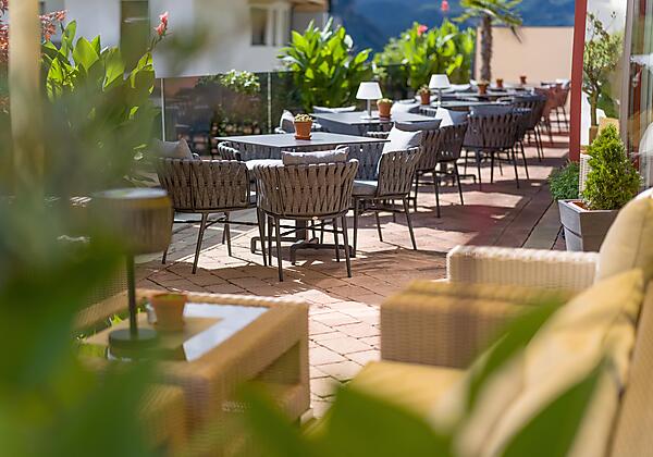 Hotel_Sonnleiten_Dorf_23b_Bruck_08_2022_Terra