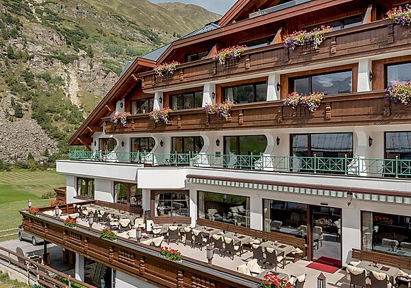 Aussenansicht Sommer