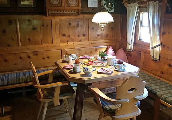 Alm-Frühstück im Jenneweinhof